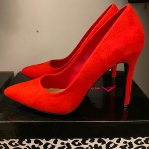 Anne Michelle Pointed Toe Red Suede Pumps
